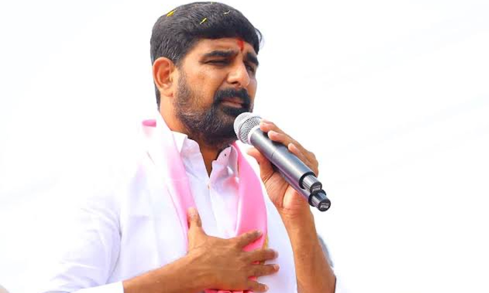 criminal case filed against huzurabad mla padi Koushik reddy