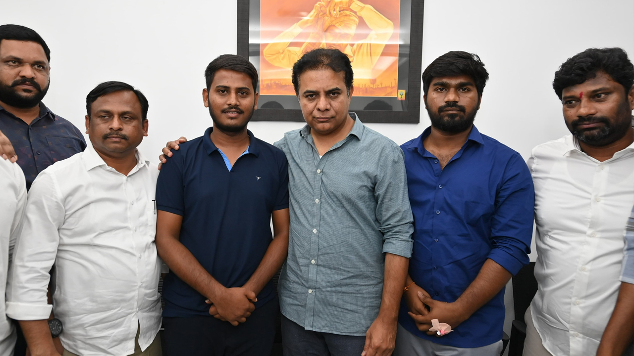 ktr meets brsv leaders who attacked by police