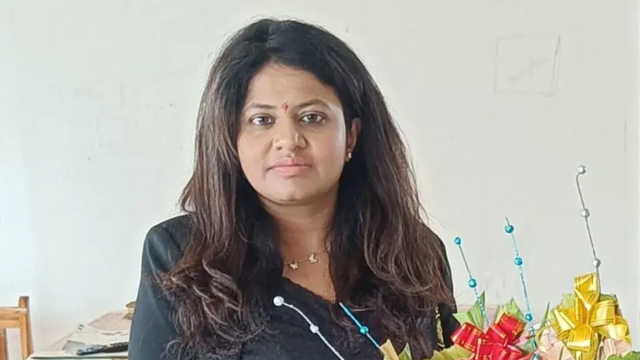 trainee ias officer puja khedkar transferred to washim