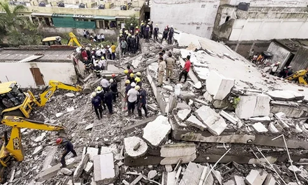 building collapsed in surat Gujarat